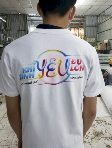 Những lưu ý về in logo áo đồng phục mà bạn tuyệt đối phải nắm rõ