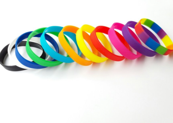 Vòng đeo tay Silicone, vòng tay cao su giá rẻ tại TP HCM